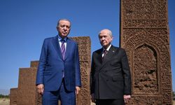 Erdoğan ve Bahçeli’den Ahlat Selçuklu Mezarlığı’na Ziyaret
