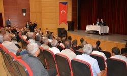 Gülnar'da muhtarlarla istişare toplantısı yapıldı