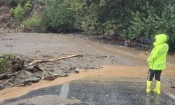 GÜNCELLEME - Mersin'de heyelan nedeniyle kapanan Anamur-Gazipaşa kara yolu trafiğe açıldı