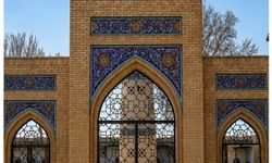 Yüzyıllara Meydan Okuyan Hokand Cuma Camii Dikkat Çekiyor