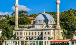 İstanbul’daki Hamid-i Evvel Camii Tarihe Işık Tutuyor