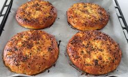 Kahvaltı Sofralarına Yumuşacık Çörek Tarifi