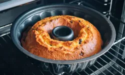 Kekiniz Tepside Kalıyorsa Bu Yöntemi Deneyin! Tek Hamlede Çıkıyor