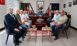 Mersin İl Emniyet Müdürü Fahri Aktaş, emekli olan polis memurlarını ağırladı