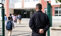 30 bin kişi işe alınacak! Okul bahçe görevlisi başvuru şartları ve maaşı belli oldu