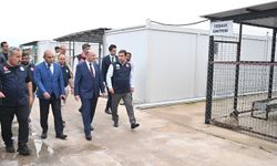 Osmaniye Valisi Serdengeçti Barınakta İnceleme Yaptı