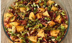 Akşama Ne Yapsam Diyenlere! Antep Usulü Patates Salatası Tarifi