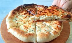 Peynir Dolgulu Pide Nasıl Yapılır?