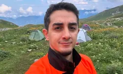Ruhi Çenet kimdir, kimin oğlu? Kaç yaşında, aslen nereli, evli mi?