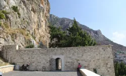 Saint Pierre Kilisesi Nerede? Hristiyanlığın İlk Kilisesi Olarak Biliniyor