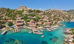 Demre Kaleköy’de Araba Yok, Ulaşım Tekne ve Patikadan
