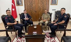 Kaymakam Yelli’ye Jandarma Komutanlarından Hayırlı Olsun