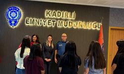 Kadirli’de ÇEKOM Çocuklarından Emniyete Anlamlı Ziyaret