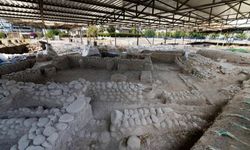 İzmir’de Yassıtepe Höyüğü 5 Bin Yıl Öncesine Işık Tutuyor