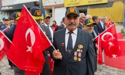 Osmaniye’de İl Sağlık Müdürü Naci Yılmaz Gazilerle Yürüdü