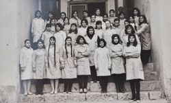 Saimbeyli'de 1969'dan Kalan Kız Sanat Okulu Fotoğrafı