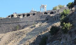 Bergama’da Dünyanın En Dik Antik Tiyatrolarından Biri