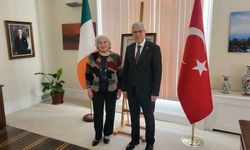 Dublin'de Milletvekili Gülsoy'dan Büyükelçi Cankorur'a Ziyaret
