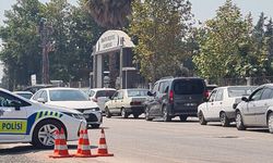 Osmaniye Asri Mezarlık Yolunda Trafik Sorunu Giderek Büyüyor