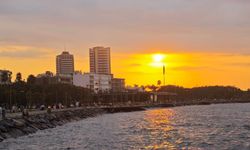 Hatay İskenderun’da Günbatımı Eşsiz Görüntüler Sundu