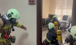Hatay Mustafa Kemal Üniversitesi’nde Yangın Tatbikatı! İtfaiye Ekipleri Eğitim Verdi