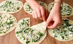 Osmaniye’de Kahvaltı Sofralarına Yeni Lezzet: İrmikli Börek