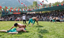 Kahramanmaraş'ta '3. Kertmen Karakucak ve Şalvar Güreşi Festivali' düzenlendi