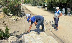 Kumluca Belediyesi Karaöz sahilinde düzenleme çalışması yaptı