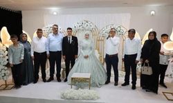 MHP Düziçi Heyeti Ellek’te Nişan Törenine Katıldı