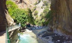 Muğla Saklıkent Kanyonu’nun Güzelliği Büyüledi