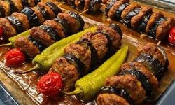 Osmaniye’de Çöp Şişte Patlıcan Kebabı Nasıl Yapılır?