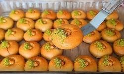 Osmaniye’de Kıyır Kıyır Şekerpare Nasıl Yapılır?