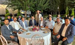 Osmaniye’de Düğün Törenine AK Parti Teşkilatından Katılım