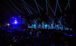 10. Uluslararası Adana Lezzet Festivali'nde dron ve lazer gösterisi sunuldu
