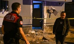 Adana'da müstakil evin kapısına el yapımı patlayıcı atıldı
