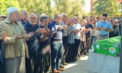 Adana'da tamir için çıktığı damdan düşerek ölen işçinin cenazesi defnedildi