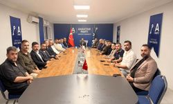 Anahtar Parti Osmaniye’de Haftalık Toplantı