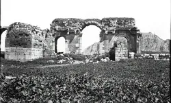 Adana'nın Tarihi Mirası Anavarza: 1905 Yılından Günümüze Alakapı