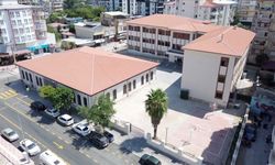 ASIRLIK MEKTEPLER - Osmanlı döneminde hastane olarak da kullanılan binada 115 yıldır eğitim veriliyor