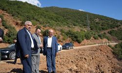 Bahçe Kaymakamı Çelik Arıcaklı Köy Yollarını İnceledi