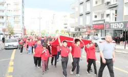 Düziçi’nde miniklerden Cumhuriyet yürüyüşü