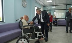 Kadirli'de Huzurevinde Dünya Yaşlılar Günü Buluşması