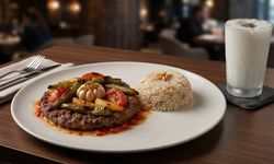 Hatay Usulü Tepsi Kebabı Tarifiyle Sofralara Lezzet