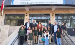 Osmaniye'de Birinci Sınıf Öğrencilerine Kalem Hediyesi