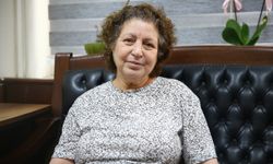 Göğsündeki kitleyi erken fark eden kadın bir yıllık tedaviyle kanseri yendi