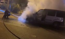Hatay Reyhanlı'da Araç Yangınına İtfaiyeden Müdahale