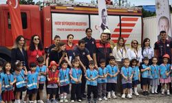 Hatay’da Miniklere İtfaiye İstasyonunda Eğitim