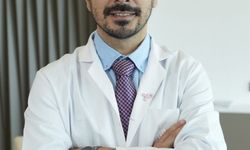 Kanser nedeniyle dilinin yarısı alınan hastanın dili yeniden yapılandırıldı