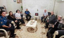 Mersin İl Emniyet Müdürü Fahri Aktaş şehit ailesini ziyaret etti