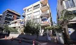 Mersin'de çatlak nedeniyle tahliye edilen apartman inceleniyor